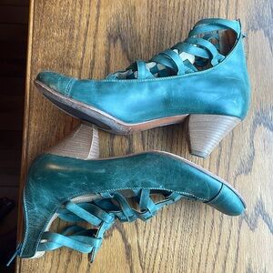Green Leather Women's Shoes